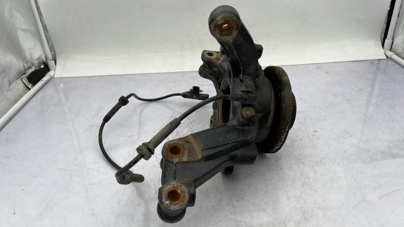 Fusee avant gauche RENAULT CLIO 4 PHASE 2 Diesel - 1
