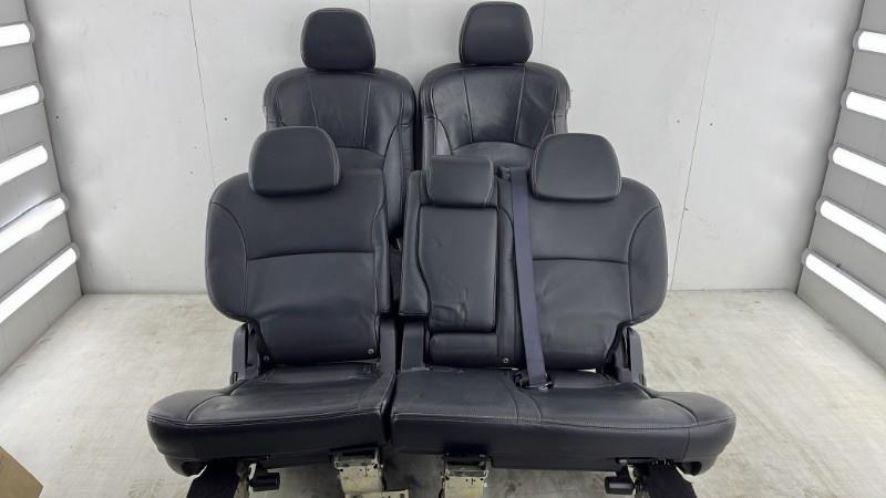 Interieur complet PEUGEOT 4007 Diesel - 1