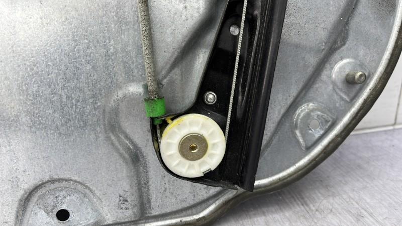 Alzacristalli elettrico anteriore sinistro VOLKSWAGEN POLO 4 PHASE 1 Diésel - 1