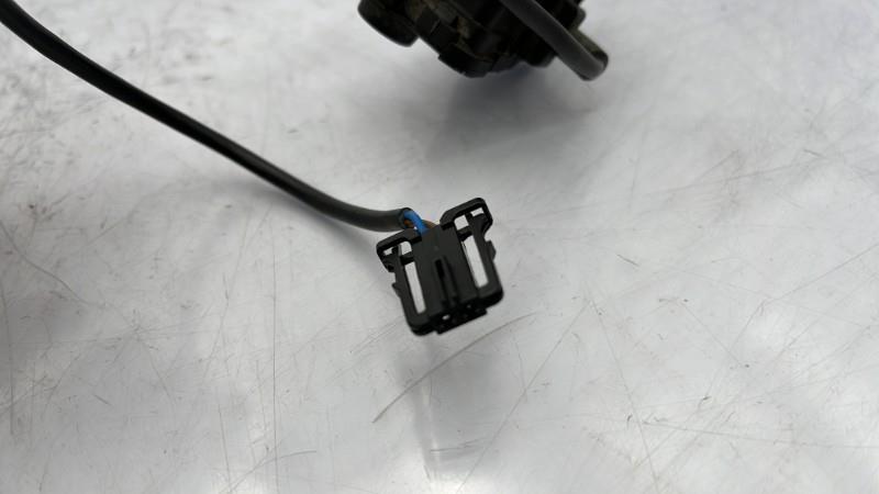 Attuatore chiavistello sportello carburante VOLKSWAGEN GOLF 7 PHASE 1 Gasolina - 1