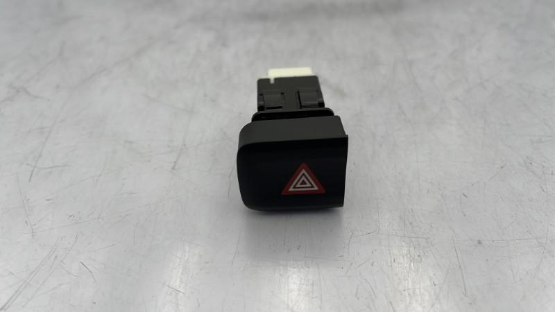 Bouton de warning CITROEN BERLINGO 3 M PHASE 1 Diesel - 1
