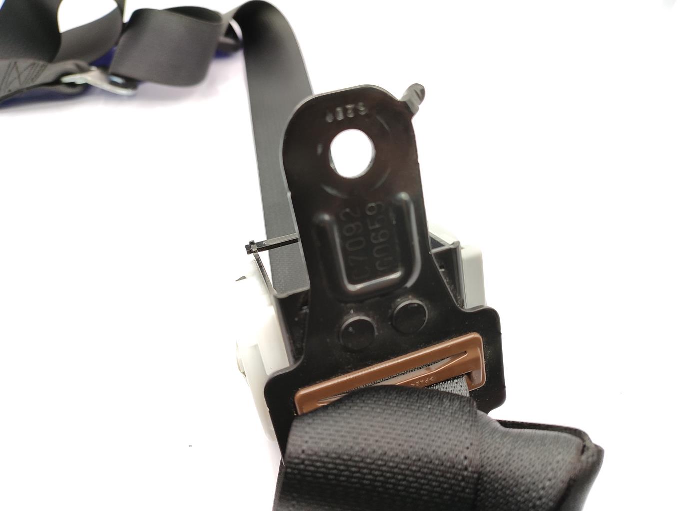 Cintura di sicurezza posteriore destra TOYOTA AURIS 2 PHASE 2 Gasolina - 1