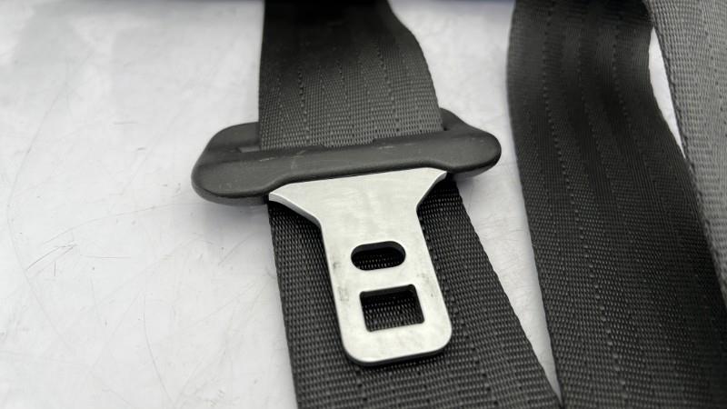 Cintura di sicurezza anteriore destra VOLVO C 30 PHASE 1 Diésel - 1