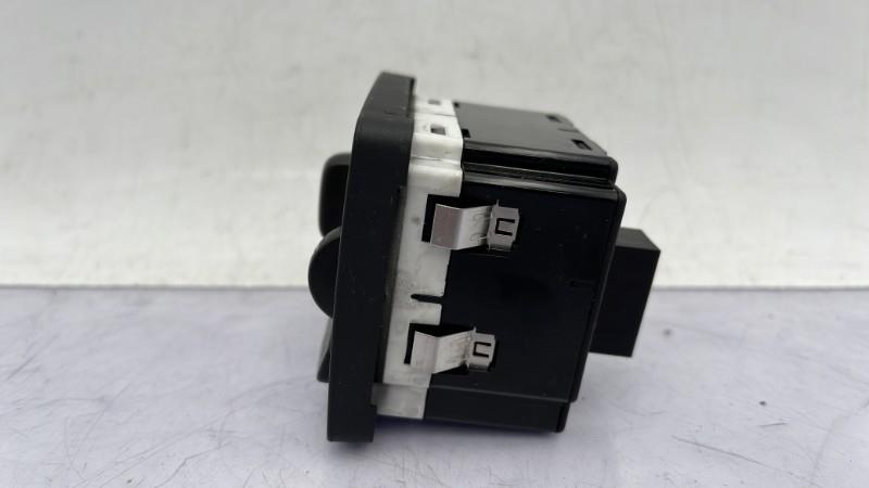 Commande de phare VOLVO C 30 PHASE 1 Diesel - 1