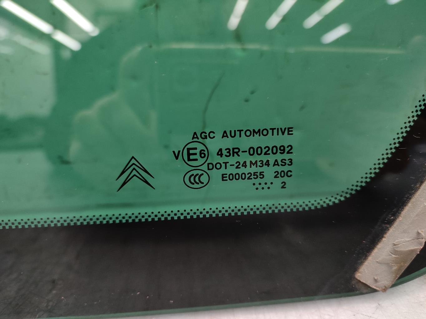 Custode arriere droit CITROEN C5 2 BREAK Diesel - 1