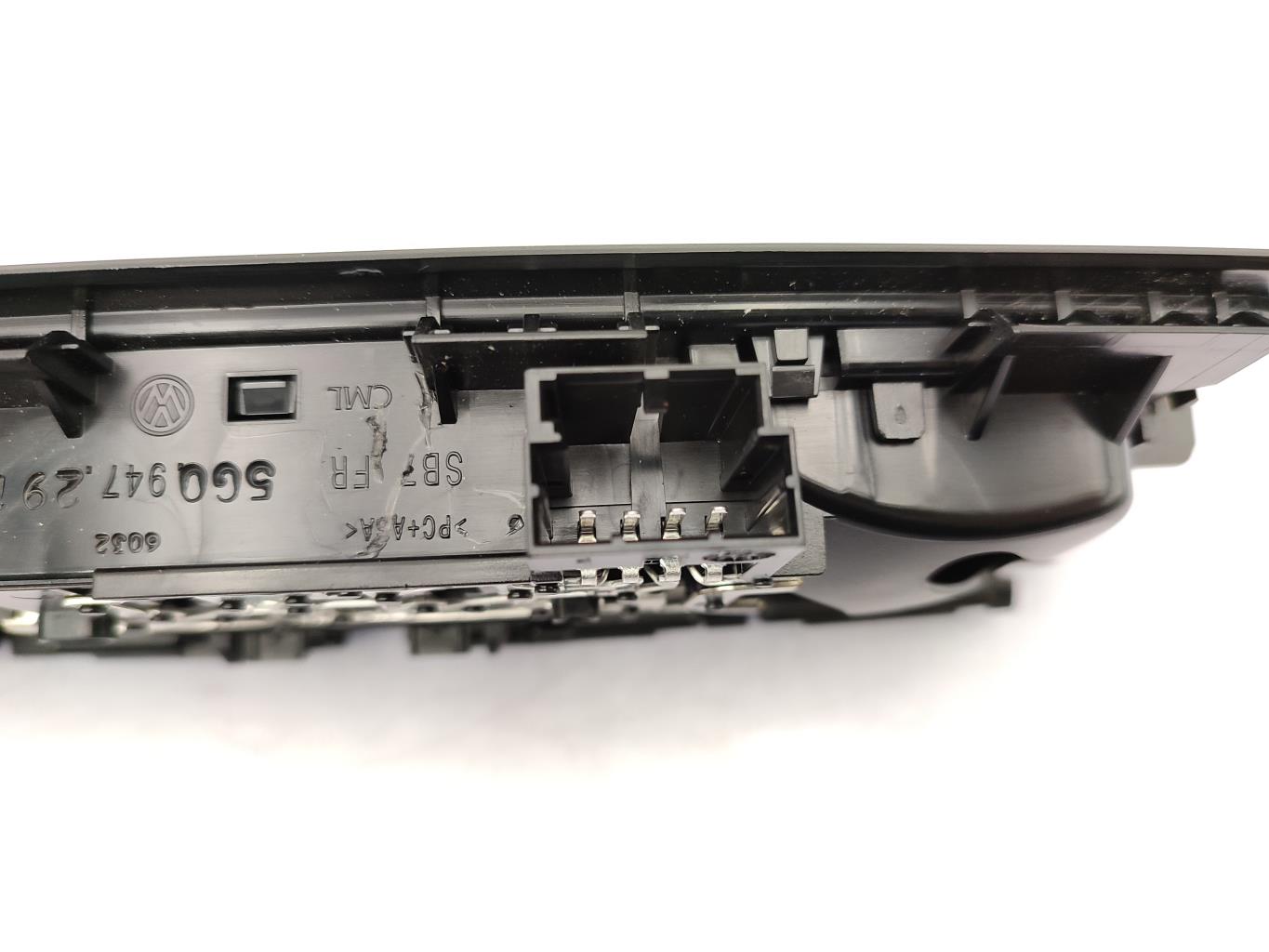Eclairage de plafonnier VOLKSWAGEN GOLF 7 PHASE 1 Essence - 1