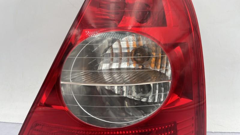 Fanale posteriore principale destro (luci) RENAULT CLIO 2 PHASE 2 Diésel - 1