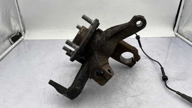 Fusee avant gauche FORD FOCUS 1 Diesel - 1