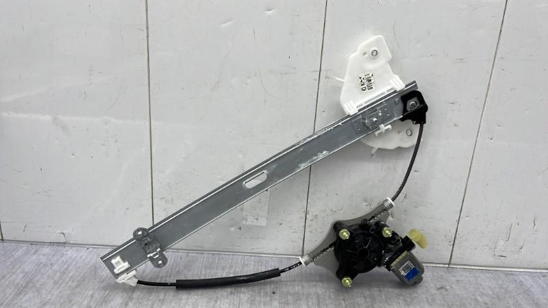Alzacristalli elettrico posteriore sinistro KIA RIO 4 PHASE 1 Gasolina/Híbrido - 1