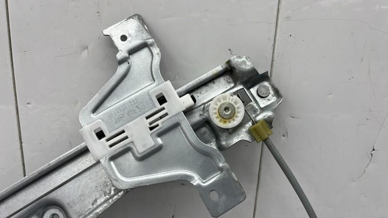 Alzacristalli manuale posteriore sinistro CITROEN C3 3 PHASE 2 Diésel - 1