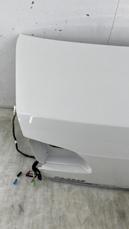 Portabagagli/Portellone posteriore VOLKSWAGEN PASSAT 6 Gasolina - 1