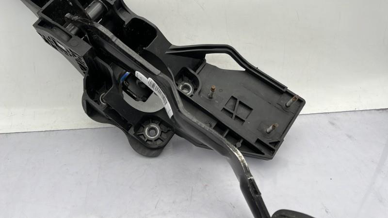Pedale del freno PEUGEOT PARTNER 3 PHASE 1 Diésel - 1