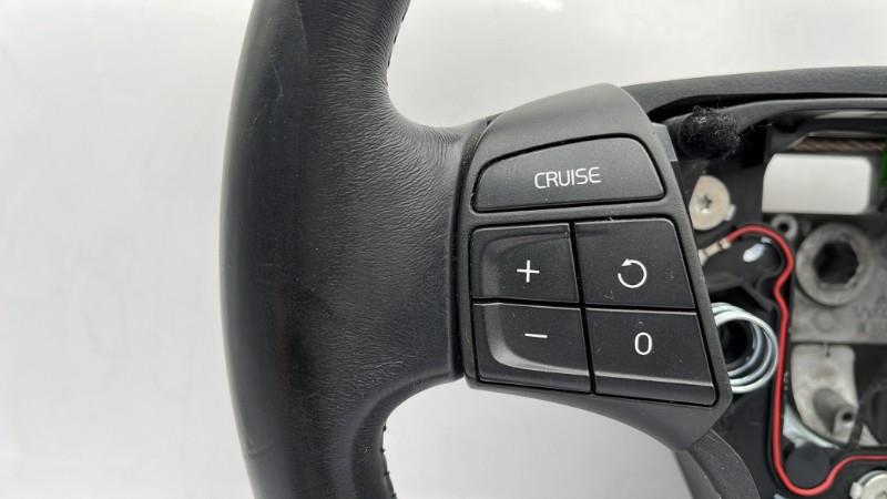 Volant VOLVO C 30 PHASE 1 Diesel - 1