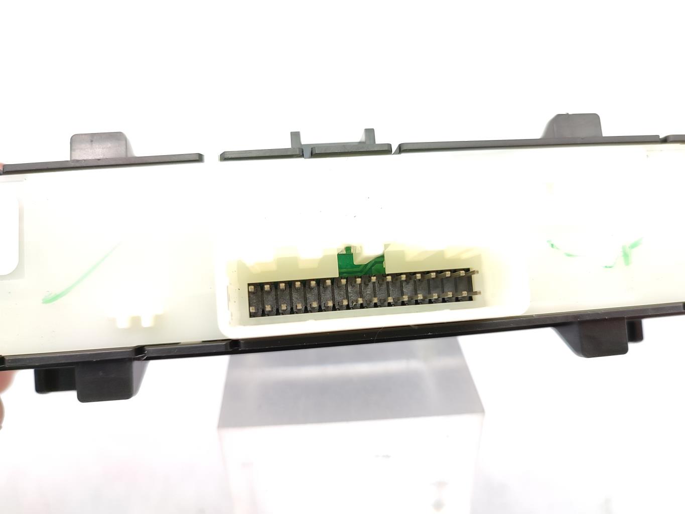 Bouton de warning DACIA SANDERO 3 Essence - 1