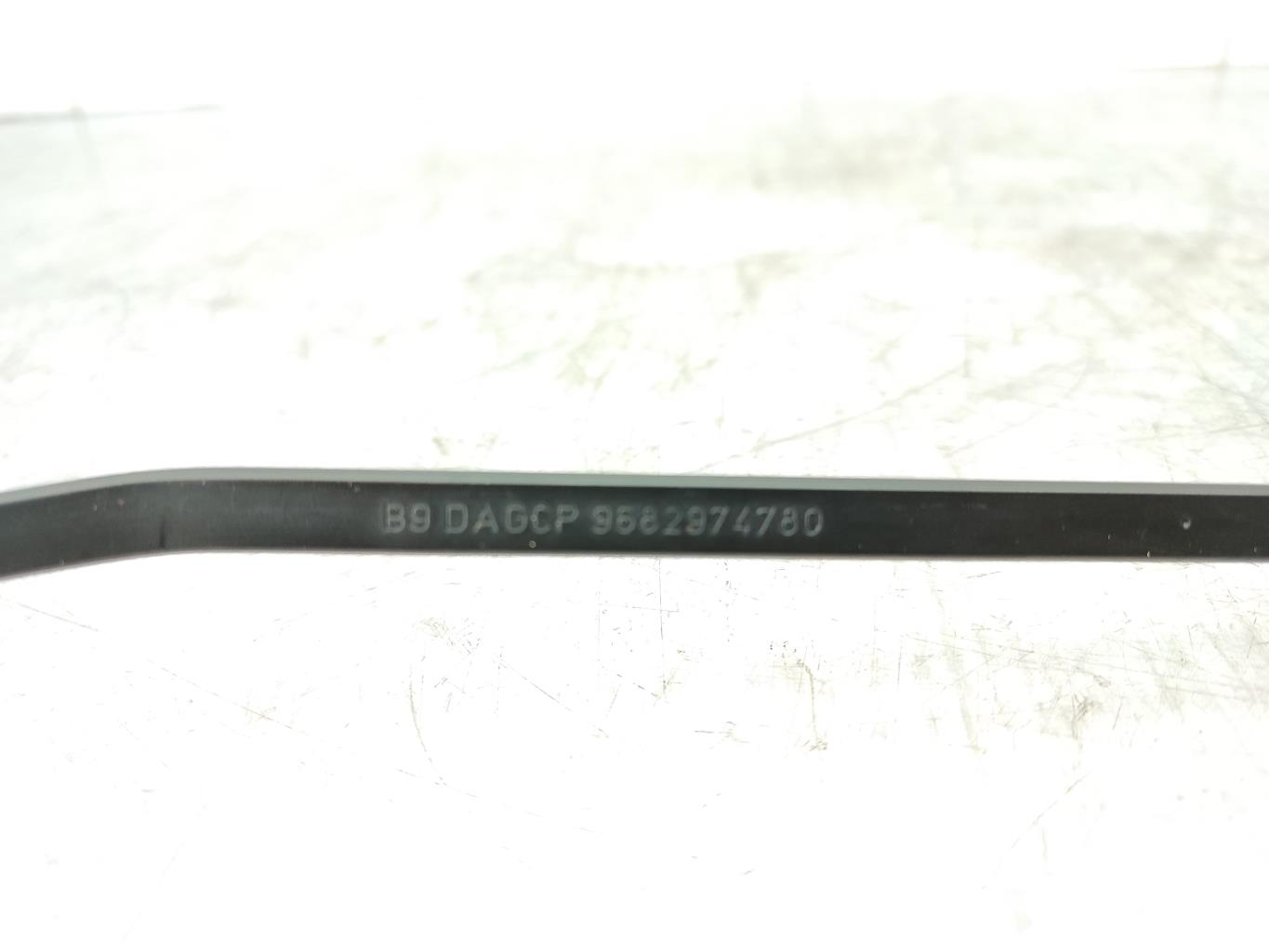 Braccio tergicristallo anteriore destro PEUGEOT PARTNER 2 PHASE 1 Diésel - 1