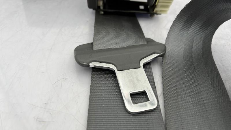 Cintura di sicurezza posteriore sinistra RENAULT CLIO 2 PHASE 1 Gasolina - 1