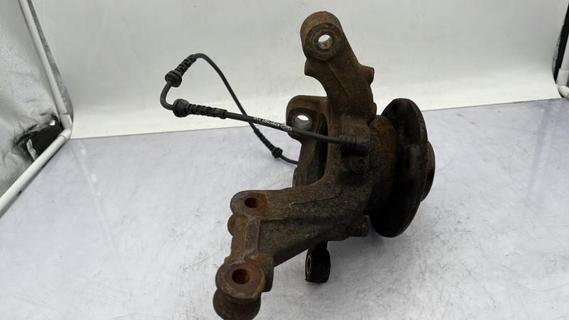 Fusee avant gauche DACIA DUSTER 1 PHASE 1 Diesel - 1