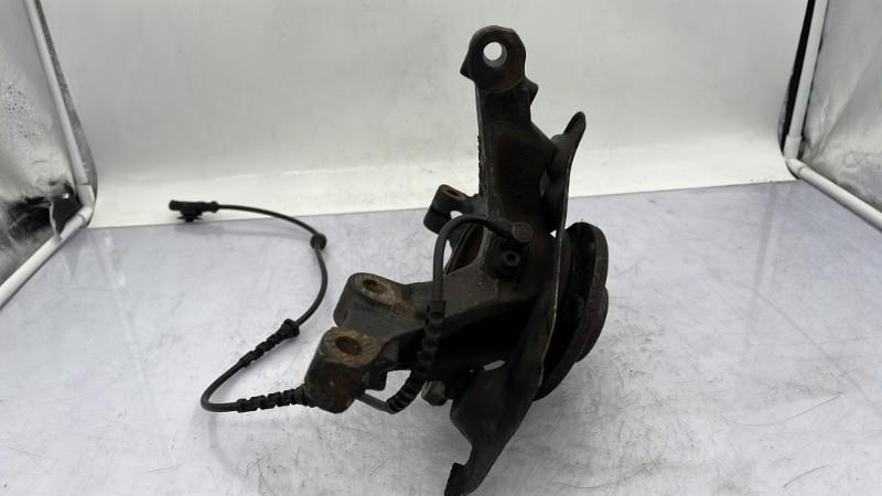 Fusee avant gauche OPEL CORSA D PHASE 1 Diesel - 1