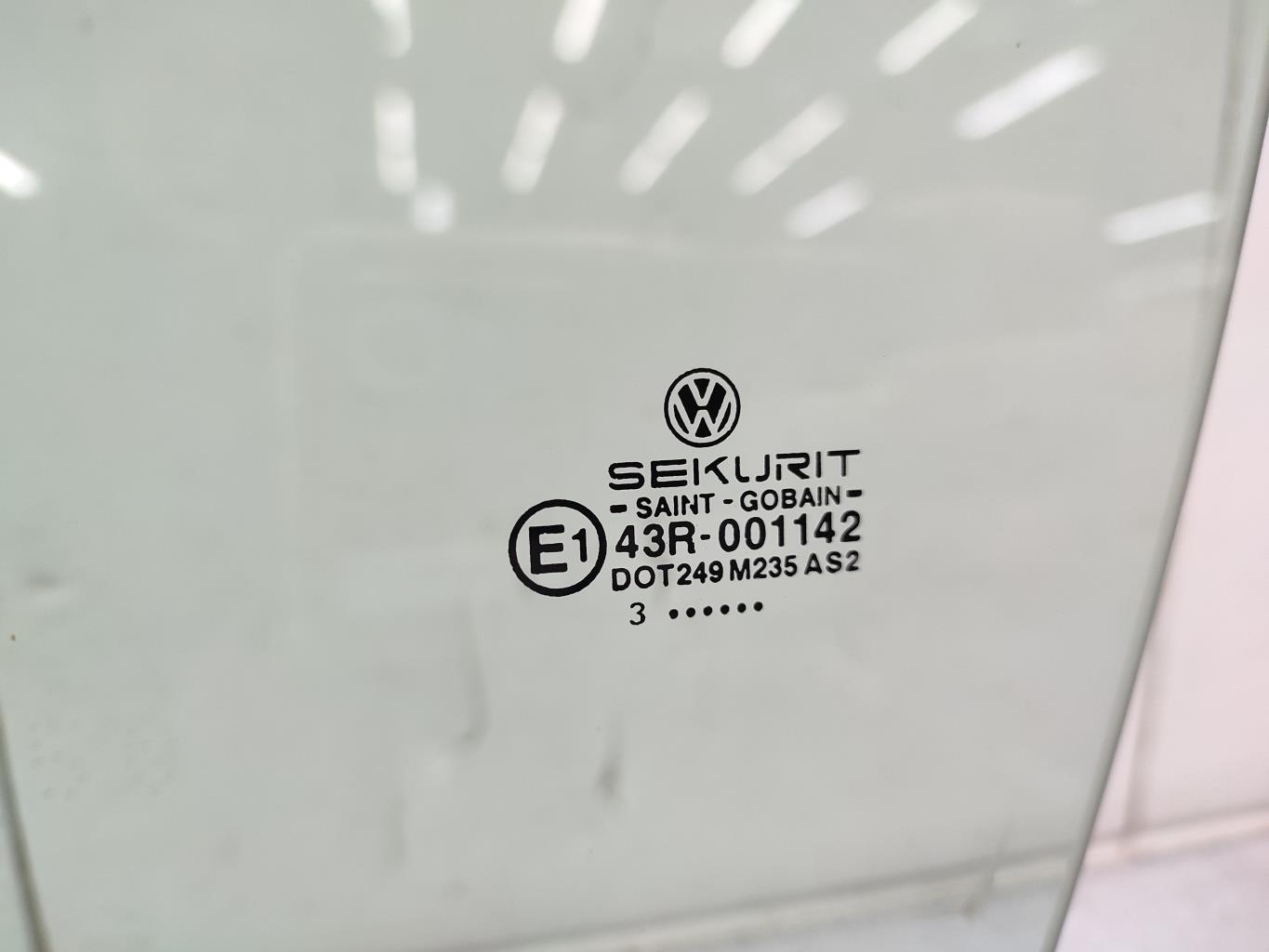 Vetro anteriore sinistro VOLKSWAGEN POLO 4 PHASE 1 Diésel - 1