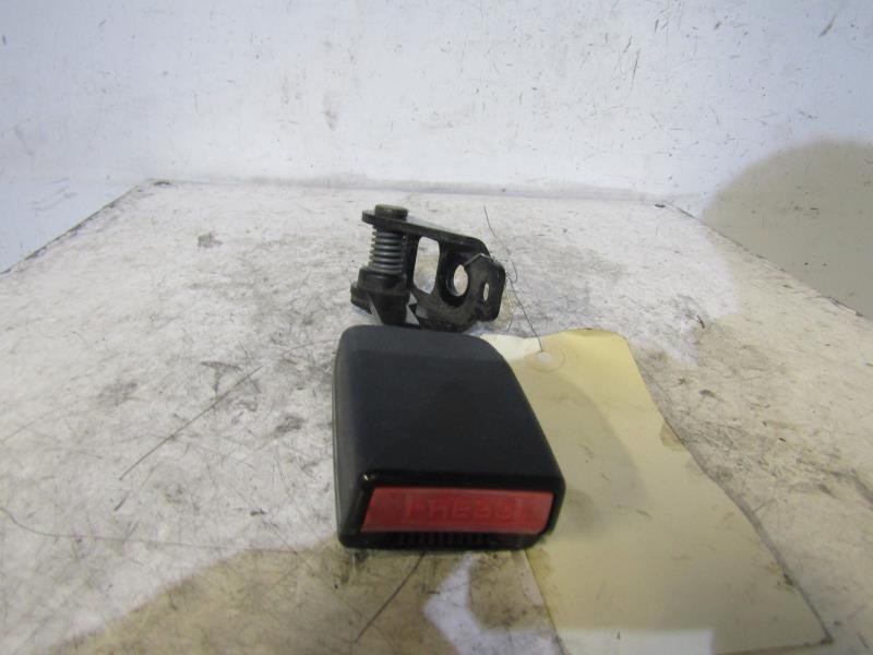 Aggancio cintura sicurezza posteriore destro PEUGEOT 307 PHASE 1 CABRIOLET Gasolina - 1