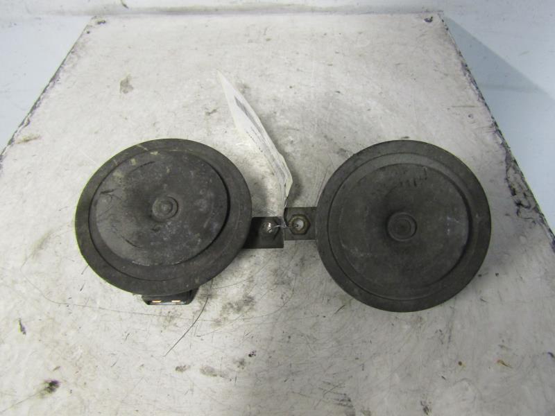 Tromba/Clacson VOLKSWAGEN GOLF 3 BREAK  - 1