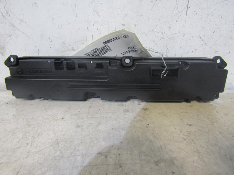 Bouton de warning MERCEDES CLASSE C (203) Diesel - 1