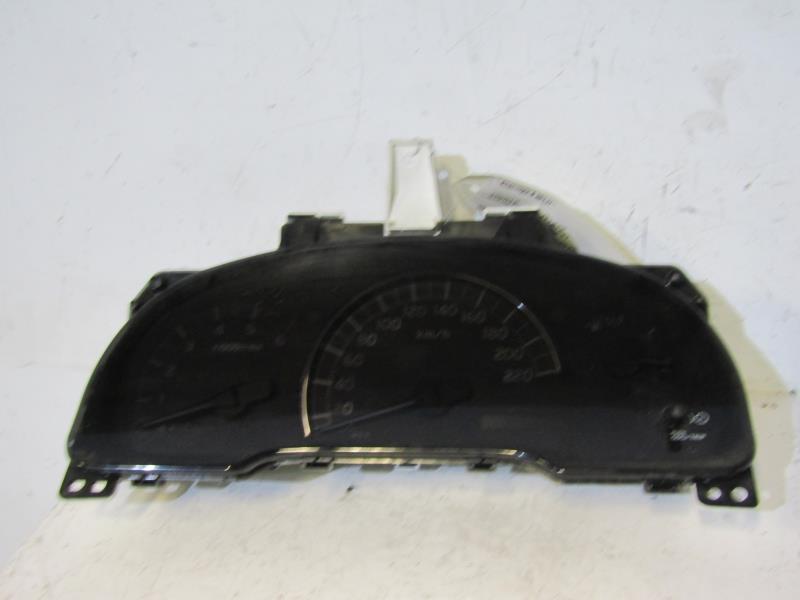 Compteur TOYOTA AVENSIS VERSO PHASE 2 Diesel - 1