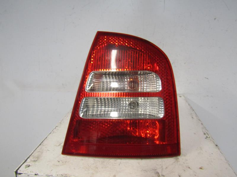 Fanale posteriore principale destro (luci) SKODA OCTAVIA 1 PHASE 1 Diésel - 1
