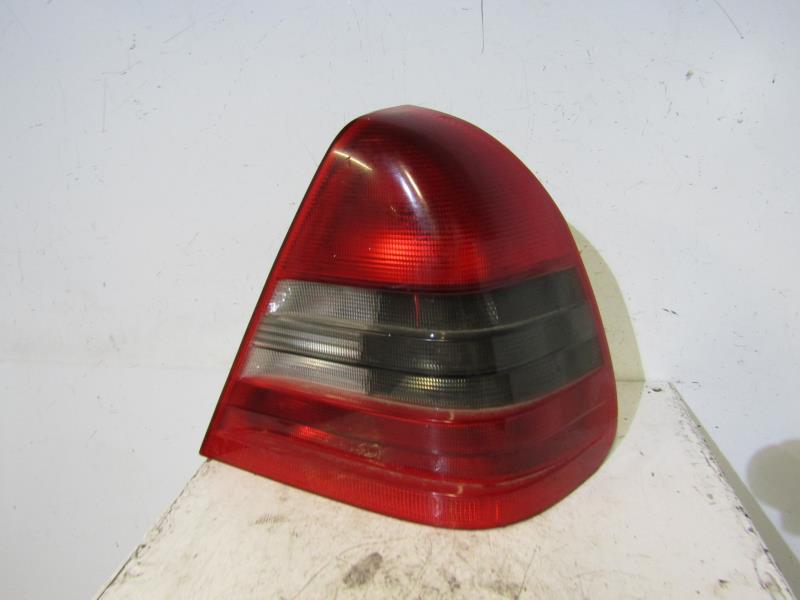 Fanale posteriore principale destro (luci) MERCEDES CLASSE C 202 PHASE 1  - 1