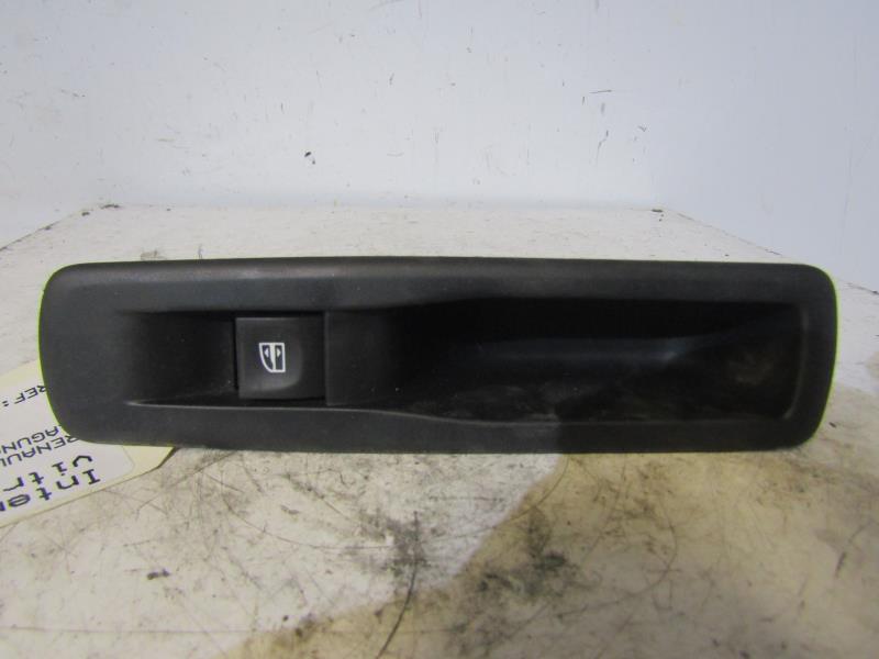 Interruttore lavacristalli posteriore destro RENAULT LAGUNA 3 PHASE 1 Diésel - 1