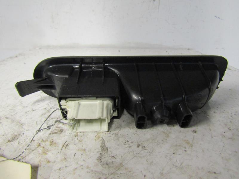 Interruttore lavacristalli posteriore destro RENAULT MEGANE 2 PHASE 2 BREAK Diésel - 1