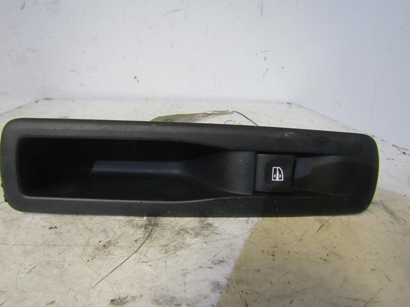Interruttore lavacristalli posteriore sinistro RENAULT LAGUNA 3 PHASE 1 Diésel - 1