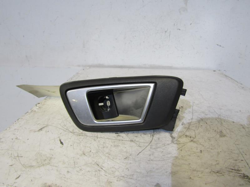 Maniglia interna posteriore destra FORD FIESTA 6 PHASE 2 Gasolina - 1