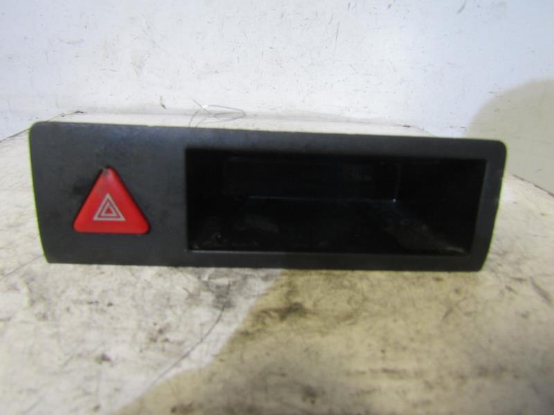 Bouton de warning VOLKSWAGEN TRANSPORTER 5 PHASE 1 Diesel - 1