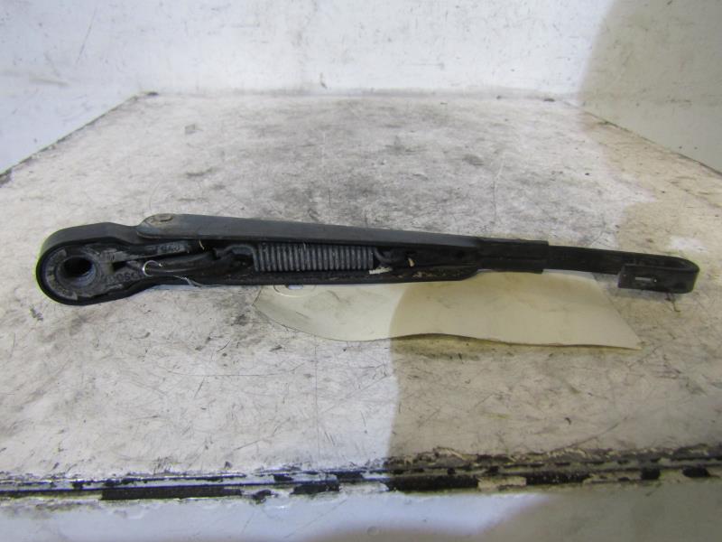 Limpiaparabrisas trasero FORD FOCUS 2 PHASE 1 BREAK Gasolina - 1