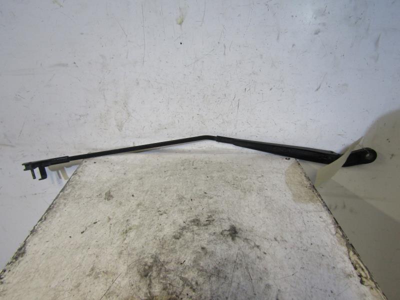 Braccio tergicristallo anteriore destro VOLKSWAGEN POLO 4 PHASE 1 Gasolina - 1