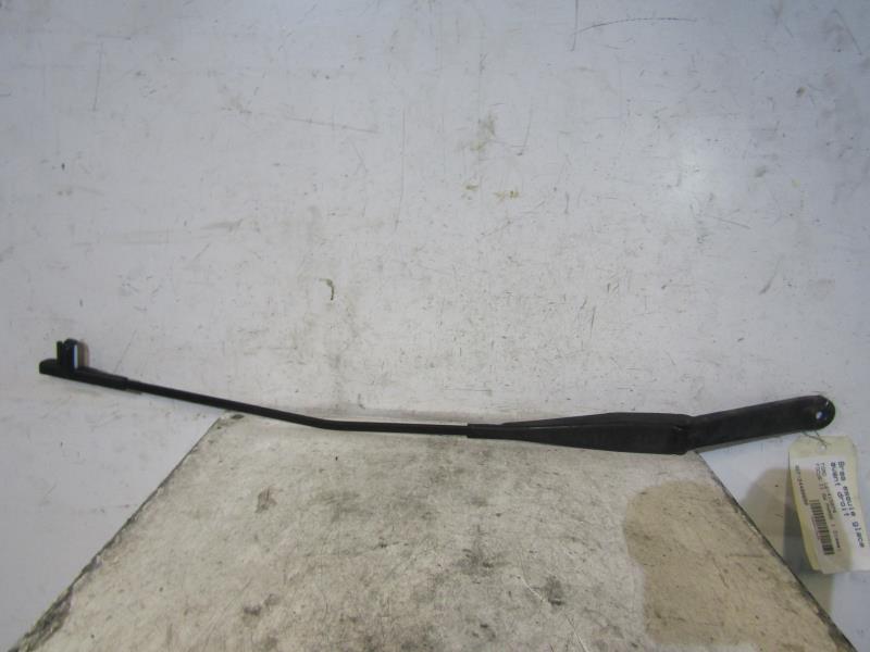 Braccio tergicristallo anteriore destro FORD FOCUS 2 PHASE 1 BREAK Diésel - 1