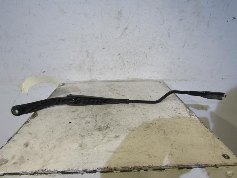 Braccio tergicristallo anteriore sinistro FIAT GRANDE PUNTO Diésel - 1