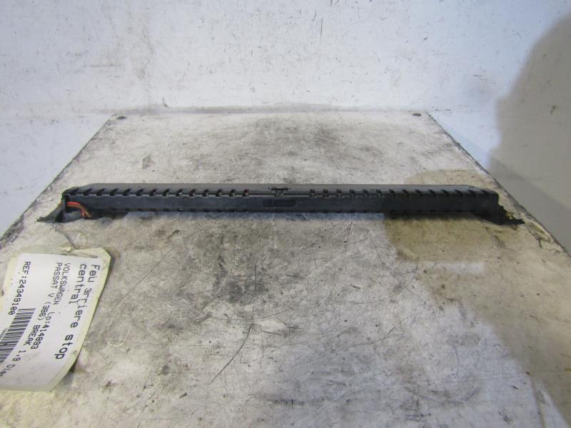 Luce stop centrale VOLKSWAGEN PASSAT 4 PHASE 2 BREAK Diésel - 1