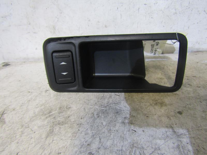 Interruttore lavacristalli posteriore sinistro FORD FOCUS 2 PHASE 1 BREAK Diésel - 1