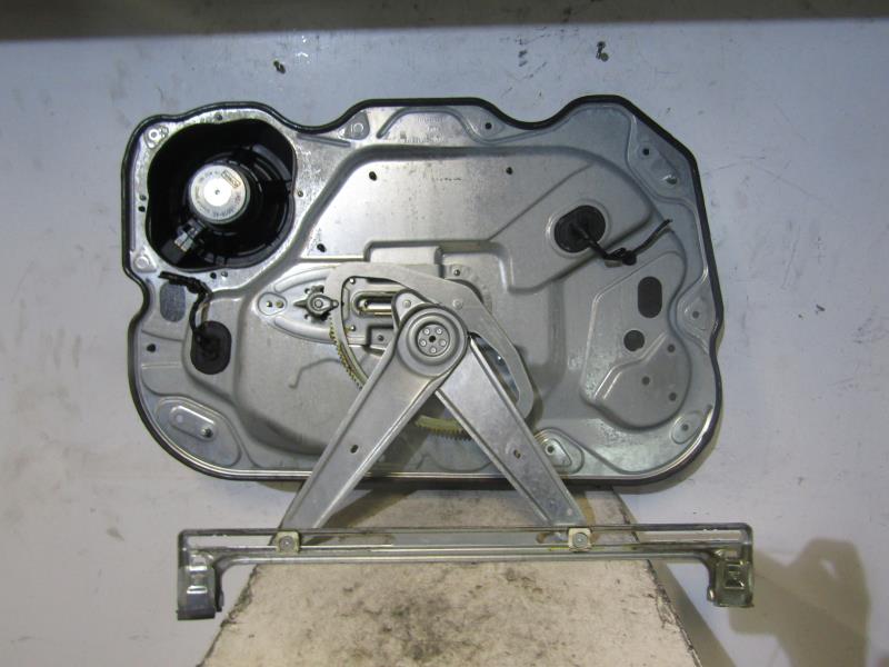 Leve vitre electrique avant droit FORD FOCUS 2 PHASE 1 BREAK Diesel - 1