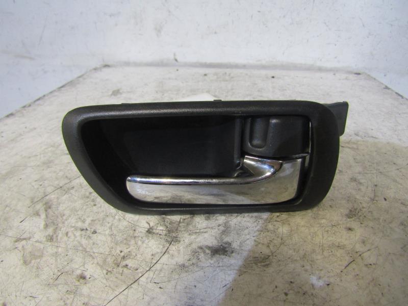 Maniglia interna posteriore destra TOYOTA COROLLA VERSO 2 PHASE 1 Diésel - 1