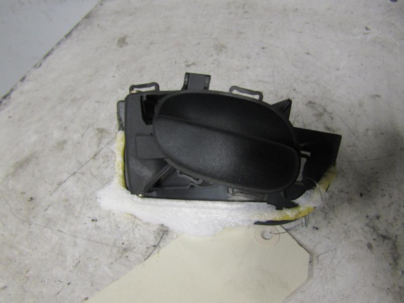 Maniglia interna posteriore sinistra PEUGEOT 206 Diésel - 1