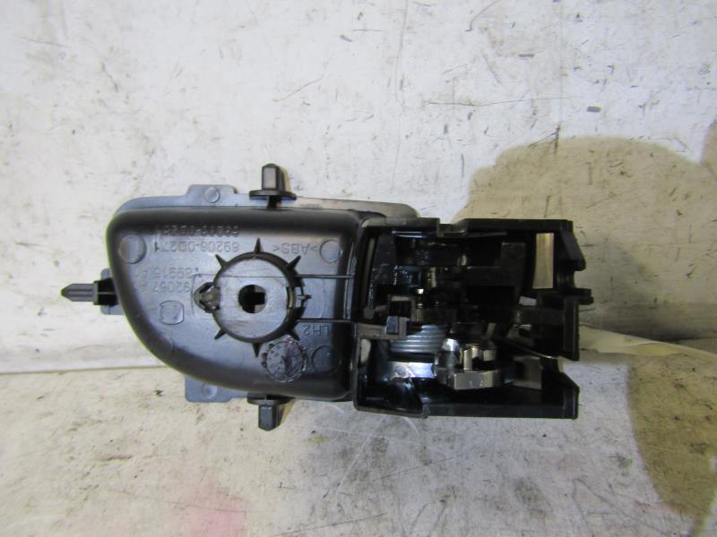 Poignee interieur arriere gauche TOYOTA YARIS  - 1