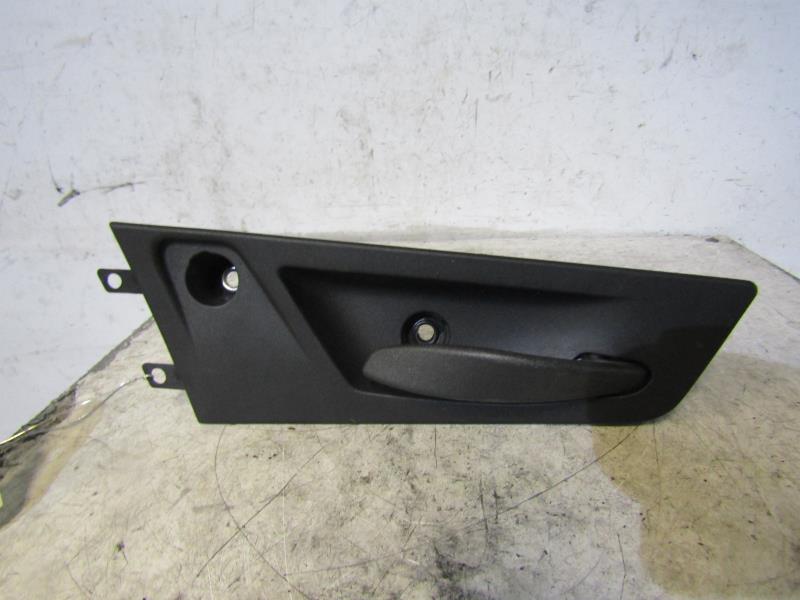 Poignee interieur avant droit BMW X3 E83 PHASE 1 Diesel - 1