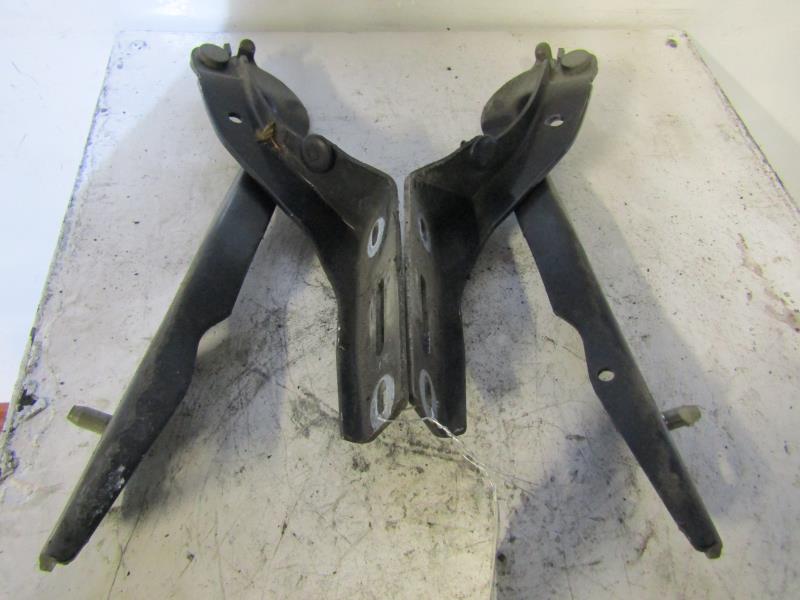 Charniere de capot PEUGEOT 307 PHASE 1 BREAK Diesel - 1