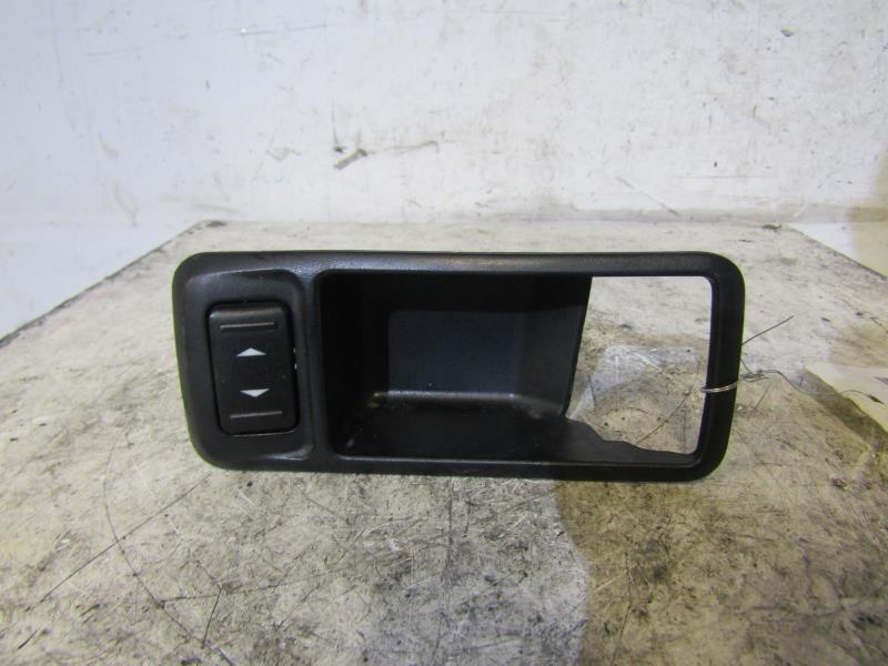 Interruttore lavacristalli anteriore destro FORD FOCUS 2 PHASE 1 Diésel - 1