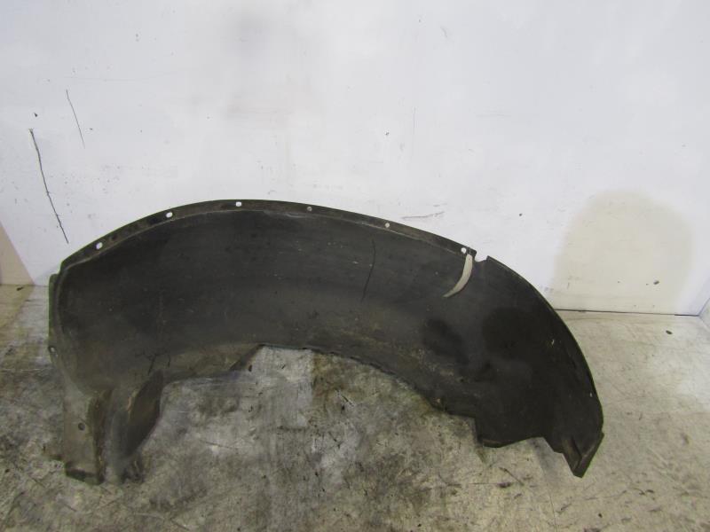 Pare boue arriere gauche BMW X5 E53 Diesel - 1