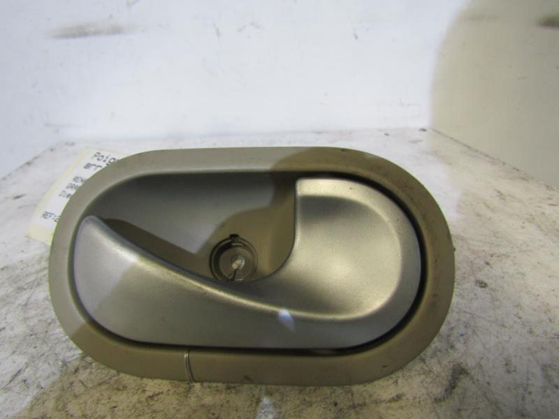 Maniglia interna posteriore destra RENAULT SCENIC 2 PHASE 2 Diésel - 1