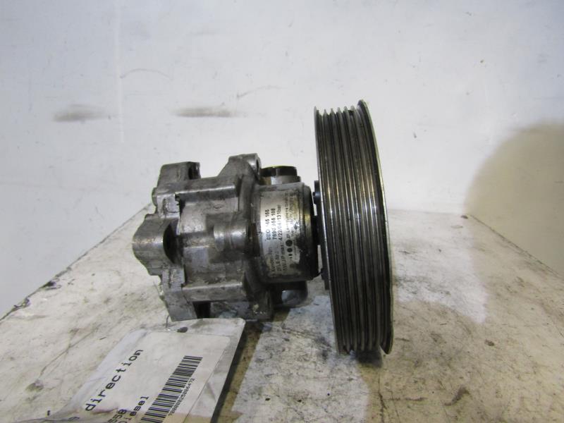 Pompe de direction AUDI A4 2 PHASE 1 Diesel - 1